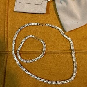 Elegant Necklace and Bracelet Set